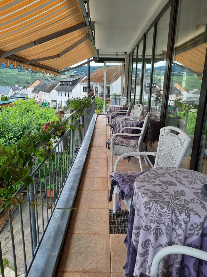 Gaestehaus Moselblick Trittenheim Exteriör bild